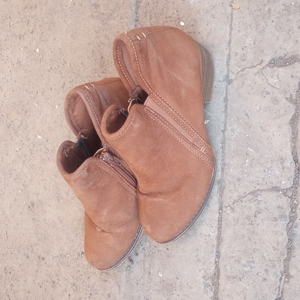 Esprit booties